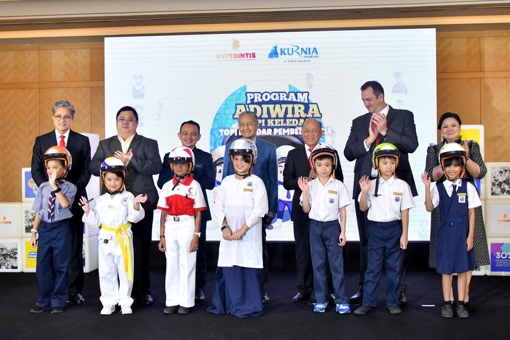 Program Adiwira Topi Keledar